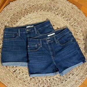 Pair of Levi Mid Length Denim Cuffed Shorts Waist 30